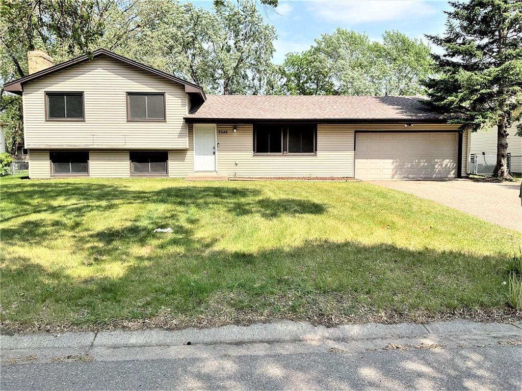 Primary Photo - 7948 Quail Ave N
