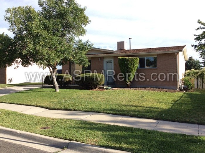 Primary Photo - 4894 W Elaine Dr