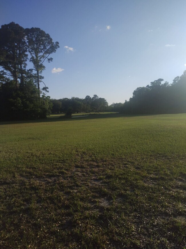 Foto del edificio - 5420 Riverbreeze Ct