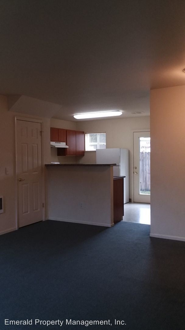 Foto del edificio - 6280 Aster St