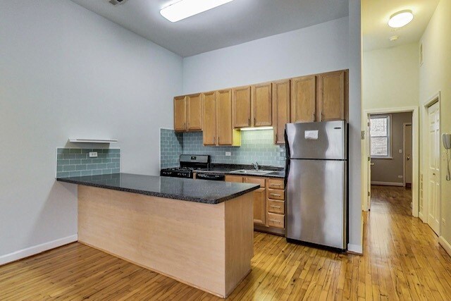 Foto del edificio - 2849 N Lincoln Ave