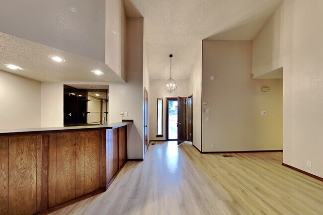 Building Photo - 2200 Sandy Creek Trail