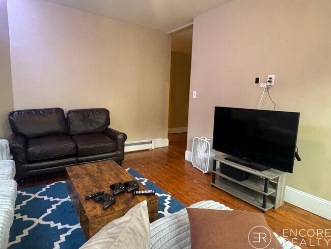 Foto del edificio - 44 Hillside St