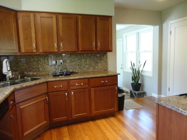 Foto del edificio - 7419 N Boyd Way
