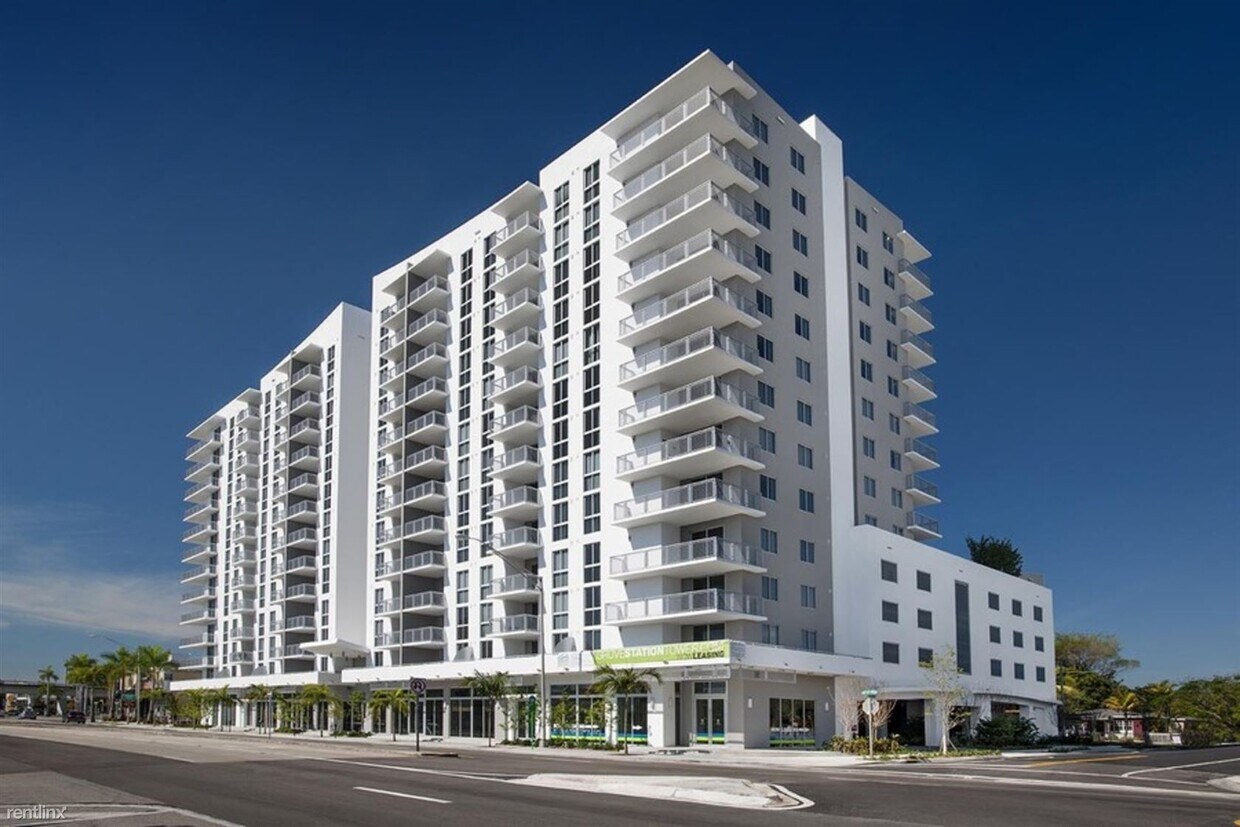 Primary Photo - 2770 SW 27th Ave