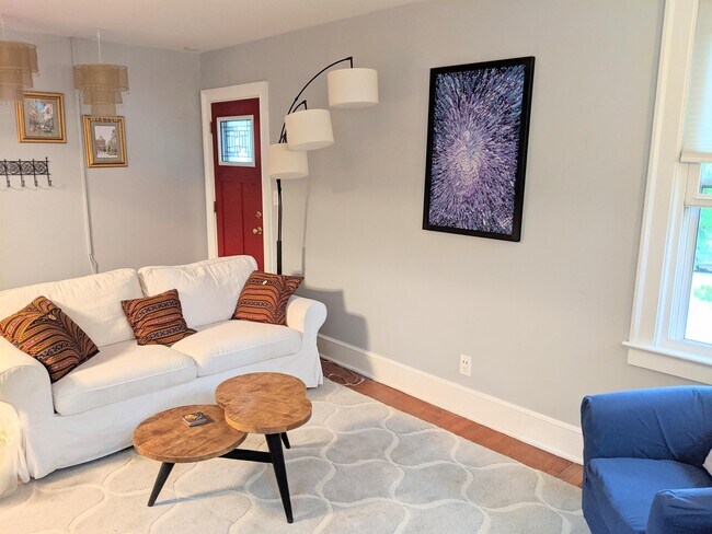 Foto del edificio - 209 N Barton St