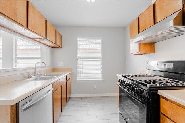 Foto del edificio - 13746 Vickston Ln