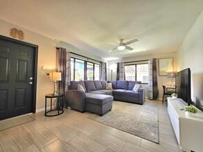 Building Photo - 3204 SE 11th St