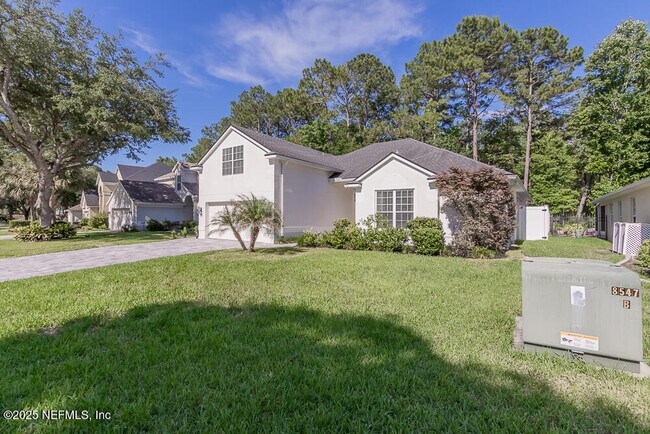 Building Photo - 8543 Glenbury Ct N