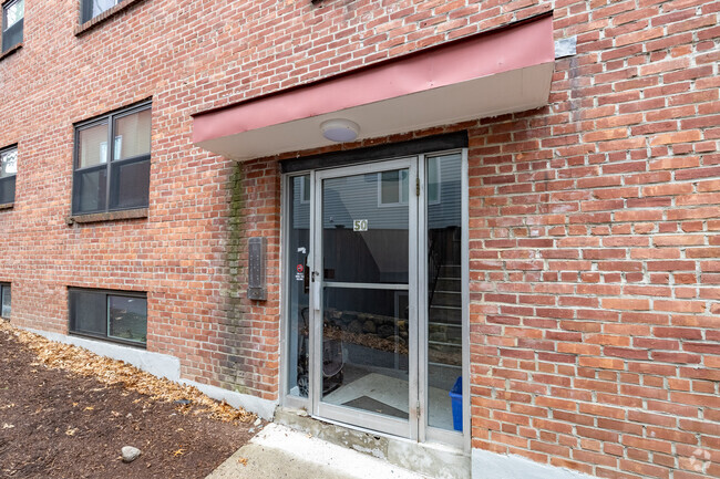 Building Photo - The Harvard by Pine Realty