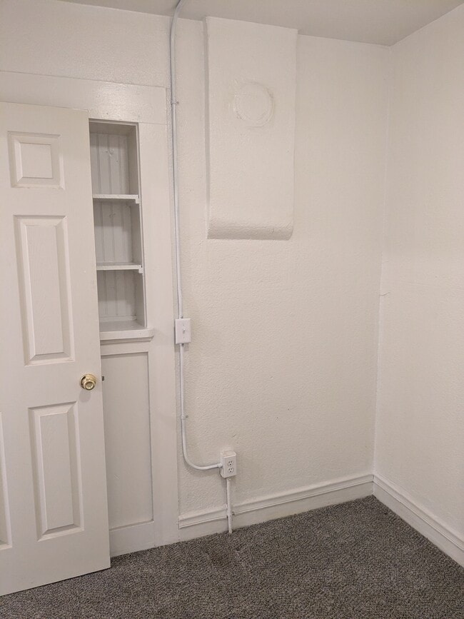 Foto del edificio - 303 S 5th St