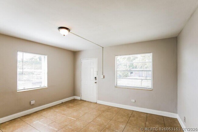 Foto del edificio - 2814 NW 6th St