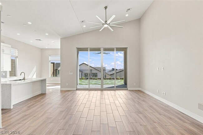 Building Photo - 964 Skyview Cv Ct