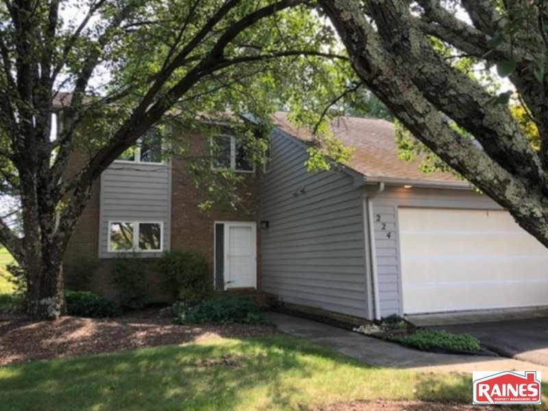 Foto principal - 224 Woods Edge Ct