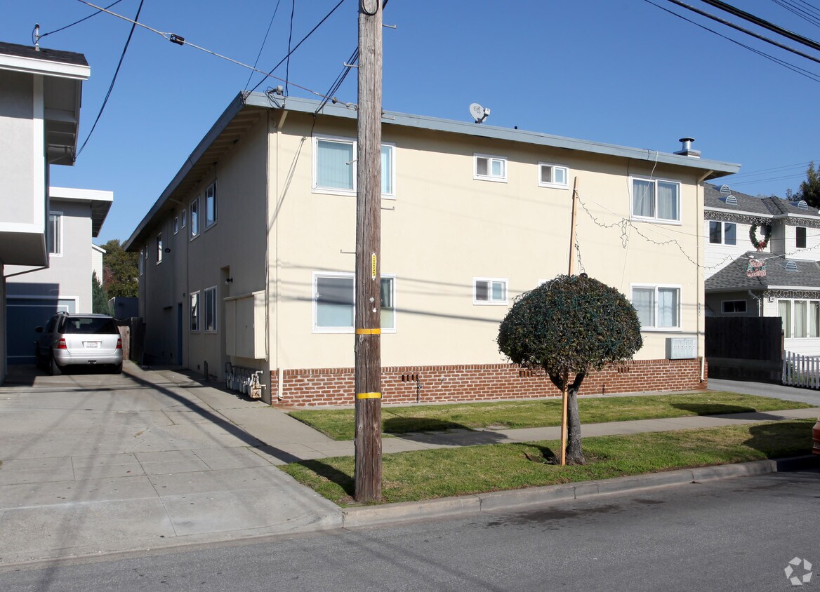 Primary Photo - 350 Kains Ave