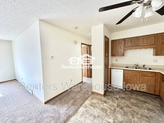 Foto del edificio - 1115 W 1st St