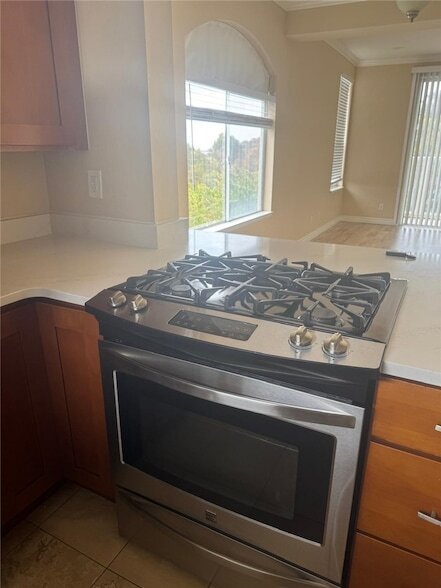 Building Photo - 30902 Club House Dr
