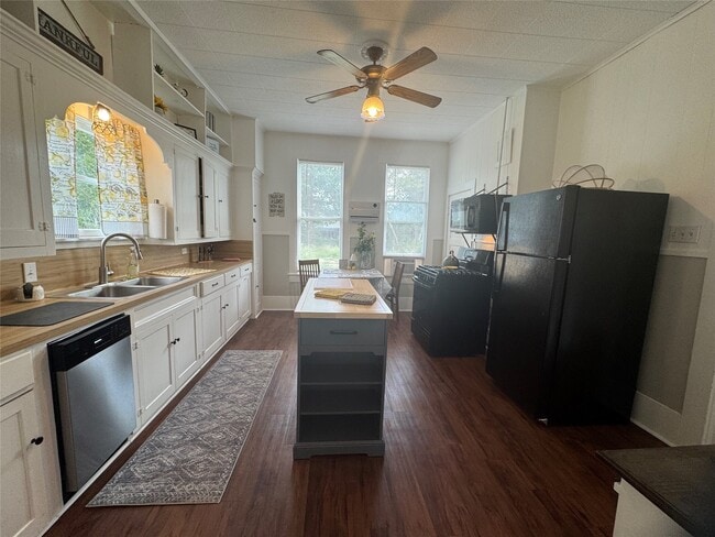 Foto del edificio - 824 S Masonic St