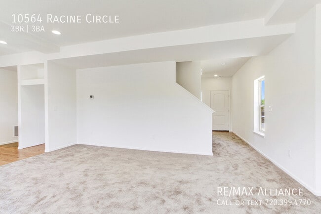 Foto del edificio - 10564 Racine Cir