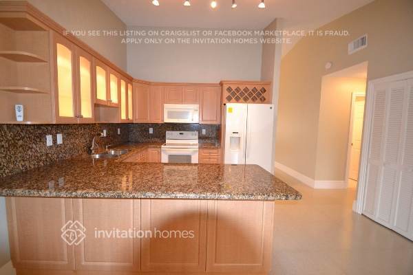 Foto del edificio - 15052 SW 63rd Ter