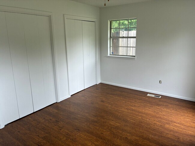 Building Photo - Spacious 4 Bed / 2 Bath Home for Rent in Norman