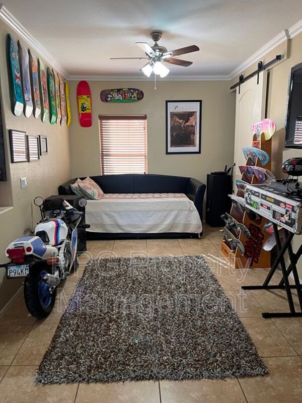 Foto del edificio - 3601 N 129th Ave