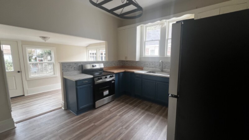 Foto del edificio - 112 Furniss Ave