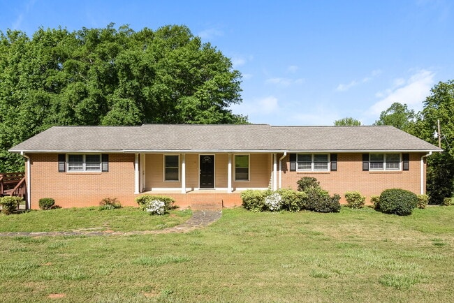 Building Photo - 4910 Springdale Rd