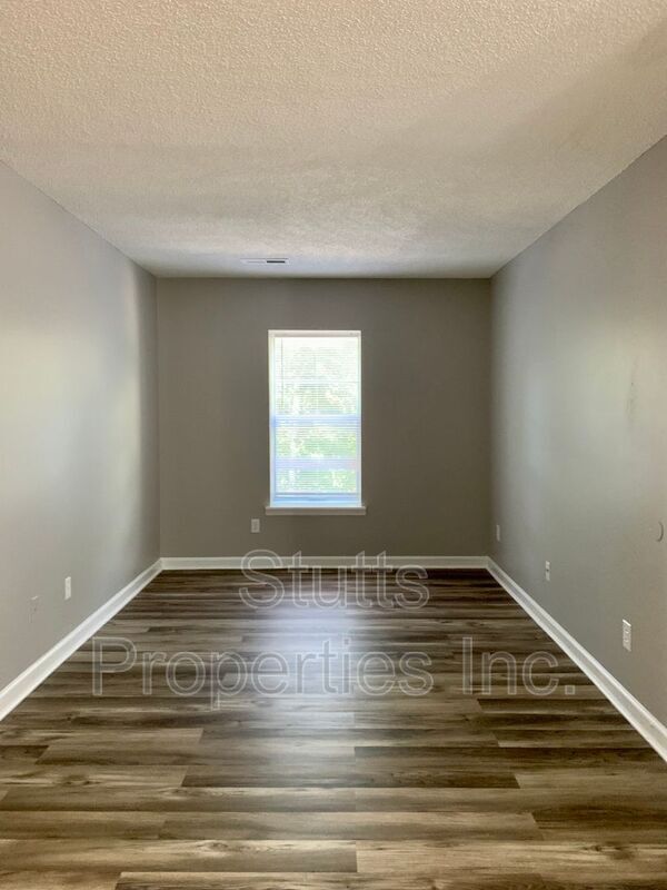 108 Watts Bar St Unit 15, Sheffield, AL 35660 Condo for Rent in Sheffield, AL