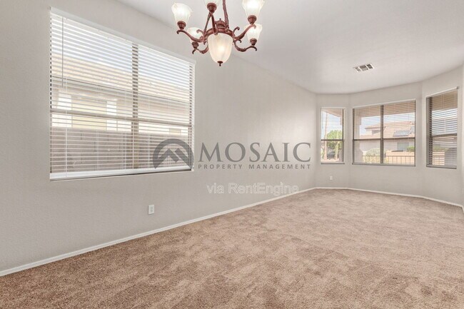 Building Photo - 1112 N Wade Dr