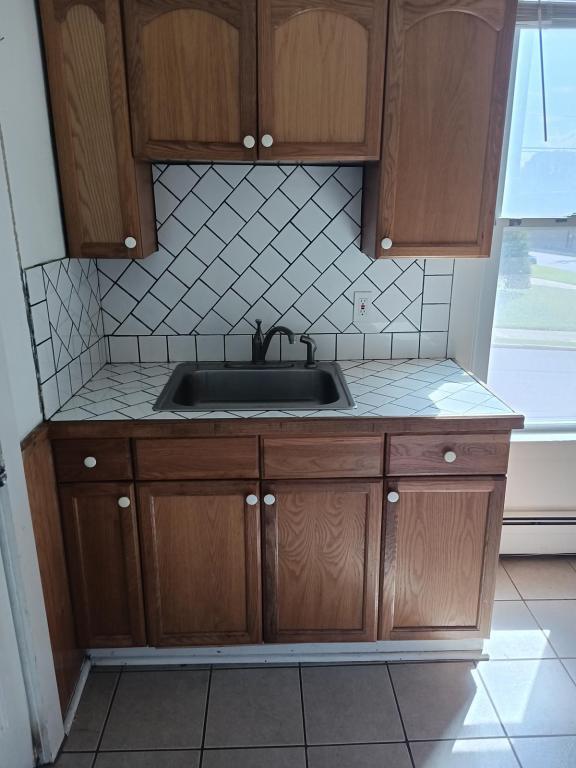 Building Photo - 353-355 Forest Ave, 1R