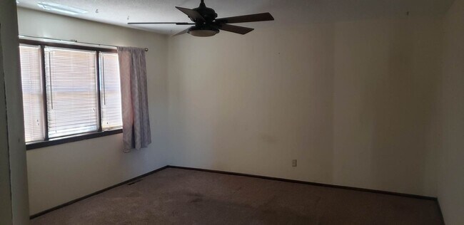 Building Photo - 5021 E New Jersey Dr, Wichita, KS 67210