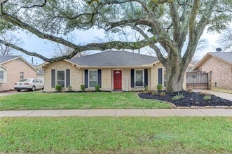 Building Photo - 12727 Westella Dr