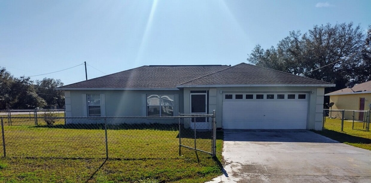 8 Pine Pass Ct, Ocala, FL 34472 House Rental in Ocala, FL
