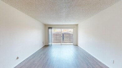 Interior Photo - Huntington Vista