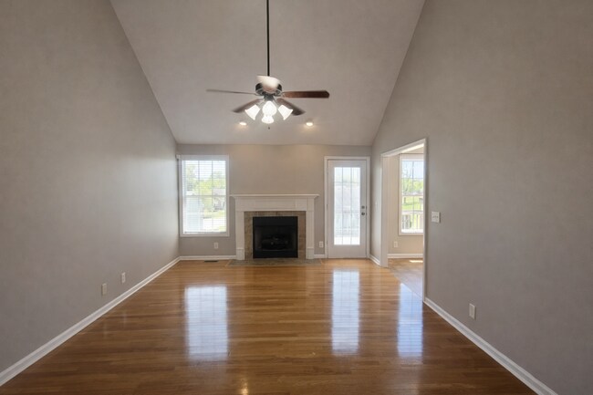 Building Photo - Stunning Split-Level Home with Space, Style & Scenic Views