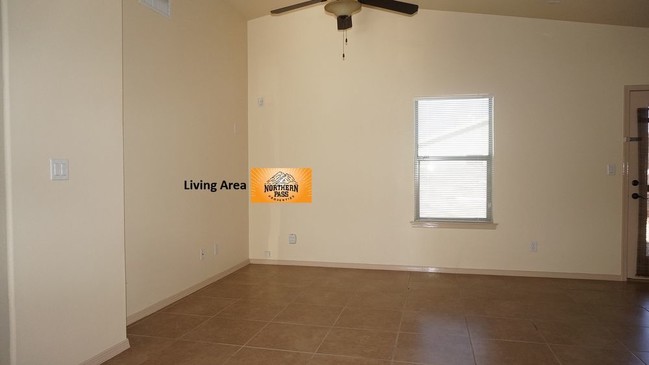 Building Photo - 14231 Strata Rock Dr