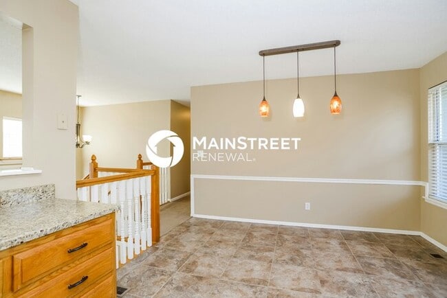 Building Photo - 3 Bedroom Pet-Friendly Home in Raymore, MO...
