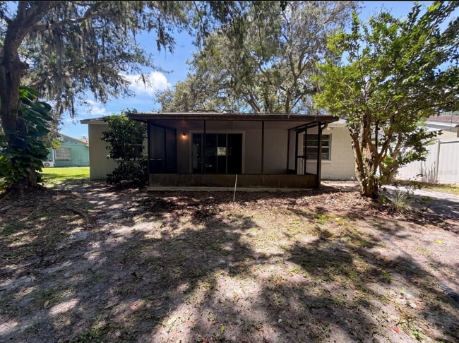 Building Photo - 5720 Kneeland Ln