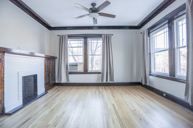 Foto del edificio - 3765 N Magnolia Ave