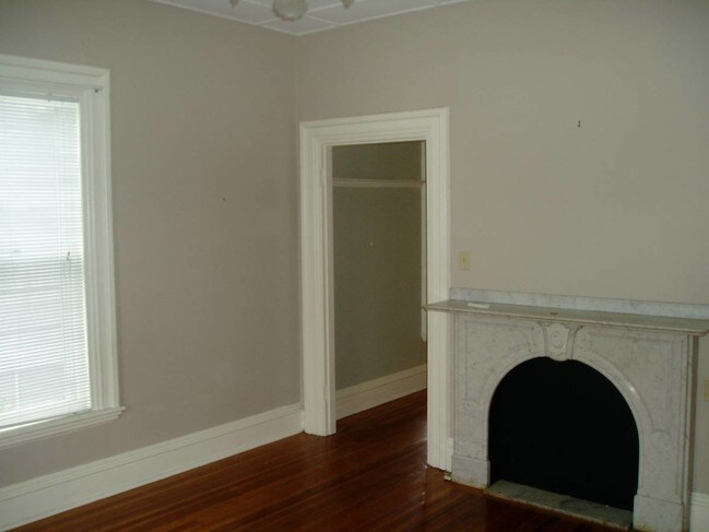 Building Photo - 7 Cypress Park