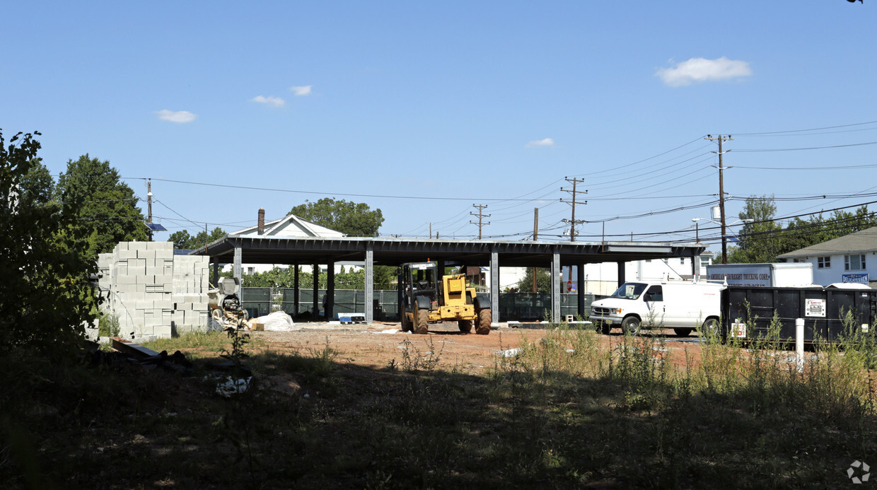 Building Photo - 1005 Rahway Ave