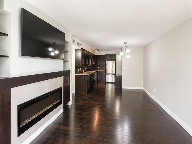 Photo du bâtiment - 235 Bridgeland Dr S