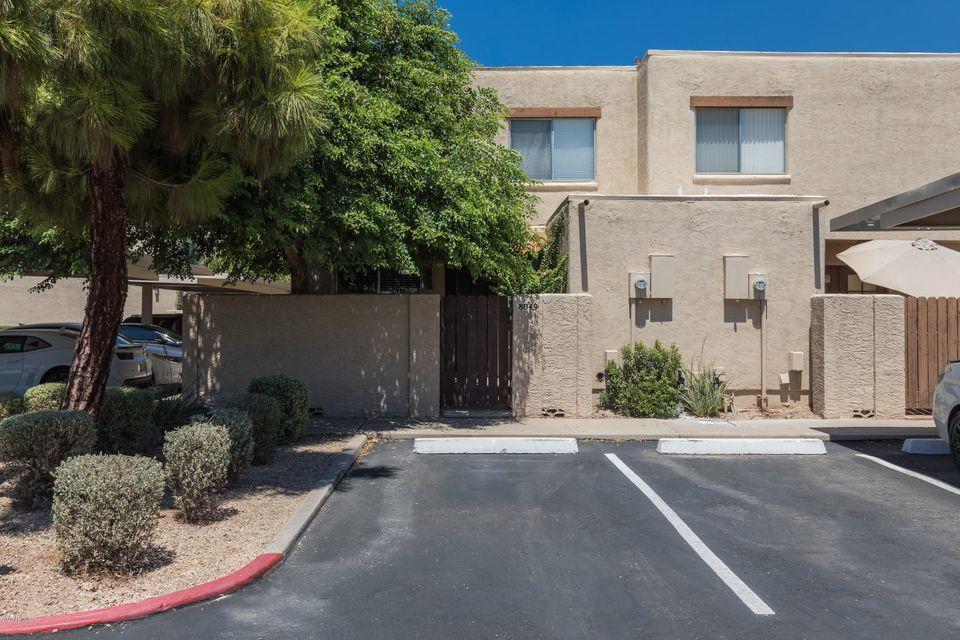 8049 E Glenrosa Ave, Scottsdale, AZ 85251 Townhome Rentals in