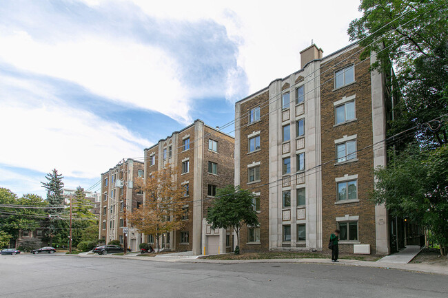 Building Photo - Mayfair Mansions