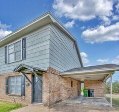 Building Photo - 5505-5507 Tennyson Dr