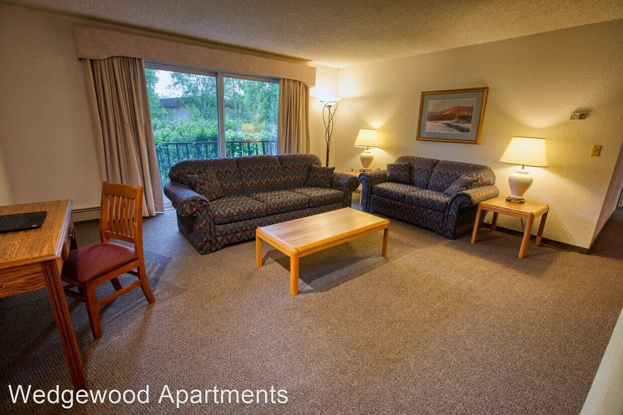 Foto principal - 405 Wedgewood Dr