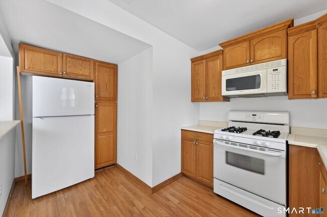 Foto del edificio - 155 Cottonwood Rd