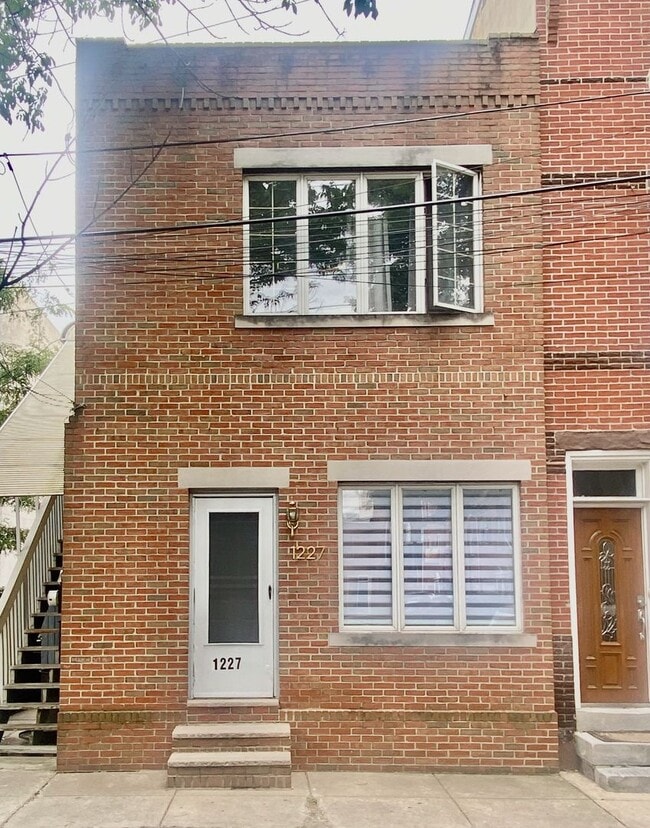 Photo - 1227 S Philip St Apartment