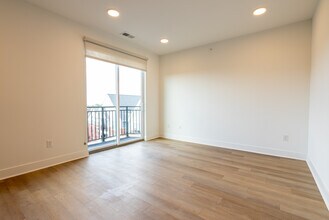 Building Photo - The Alto Apartments